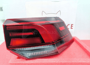 VW Volkswagen Golf VIII 8 LAMPA PRAWA TYŁ 5H0945096B 1