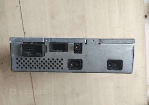 AUDI A8 WZMACNIACZ TUNER TV  4e0919146 2