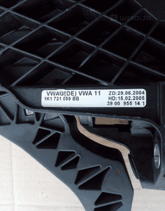 VW Golf Plus V Audi A3 1.9TDI pedal sprzegla EU 1K1721059 BE BB 3
