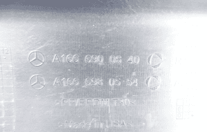 Nakładka listwa progowa prawa mercedes gl X166 A1666900640 8