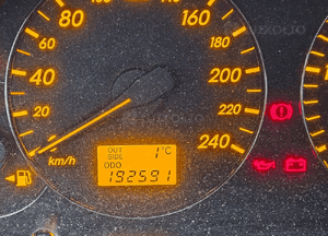 Toyota Avensis T25 2.0 2.2 D4D zegar licznik 83800-05850   05C00 6
