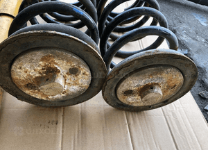 Amortyzatory Monroe sprężyny przednie Range Rover P38 2