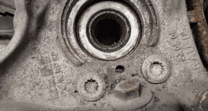 passat b6 1.8 tsi zwrotnica piasta tarcza lewa 3