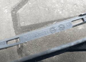 Opel Astra H III 3 atrapa grill zaślepka zderzaka przód przedniego 24460271 3