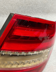 Lampa prawy tyl led mercedes W204 lift A2048204764 3