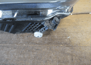 Halogen przeciwmgielny prawy vw polo 5 v lift 2014-2017 rok 7