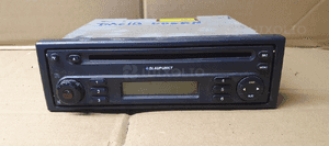 Radio radioodtwarzacz fabryczny Blaupunkt Dacia Logan 8200617365 1
