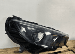 Lampa przod przednia prawa opel insignia b ii 2 zwykla led 39195642 europa 2