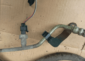 Fiat Grande Punto  1.2  1.4 8V rurka przewód klimatyzacji 9