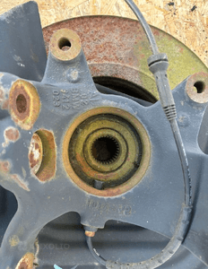 BMW X3 E83 zwrotnica przód Lewy - 16509 2