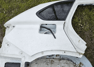BMW X5 F15   błotnik tył tylny  prawy    A300 Alpinweiss