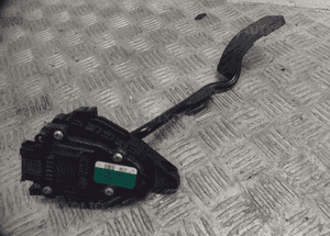 POTENCJOMETR GAZU AUDI A4 B6 1.8 T 2