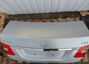 Mercedes W212 sedan klapa bagażnika kompletna 2