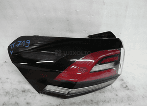 Vw taigo idealna lampa tylna lewa lewy tył 3