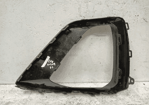 Kratka zderzaka przód prawa audi Q8 4M8853054A s-line lift 22- 3