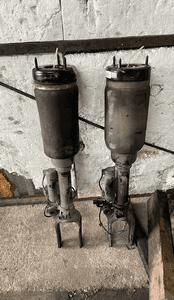 MERCEDES r 251 amortyzator przód przedni air matic miech 1