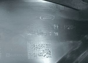 Ford focus MK3 kombi zderzak tylny oryginał ładny 7