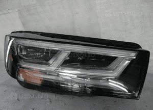 Audi Q5 ii 80A matrix lampa przednia prawa 2