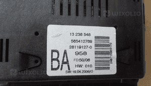 Opel Astra H III wyswietlacz srodkowy BA 13238548 KR 13111165 3