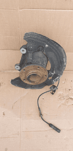 Zwrotnica piasta prawy przód przednia prawa BMW 3 E91 6764444 2