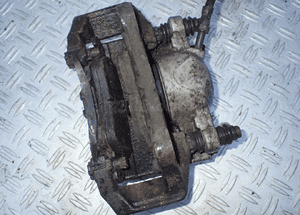 Zacisk przód prawy audi A4B8 A5 Q5 2