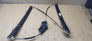 Mechanizm podnośnik szyby prawy przód Audi Q5 8R0837462G 1