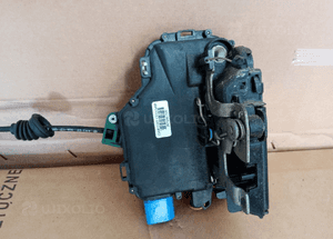Zamek drzwi lewy przód przedni VW Polo 9N 3B1837015AM 2