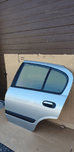 Drzwi lewy tył tylne lewe Nissan Almera 3