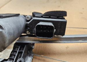 Opel Zafira B mechanizm podnośnik szyby tyl tylny prawy lewy 2