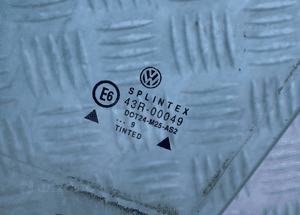 Szyba drzwi lewy tył vw golf iv  radom 3