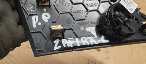 Głośnik wysokotonowy osłona konsoli prawy przód Opel Zafira C 13240946 8
