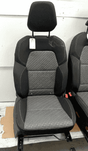 RENAULT CLIO V fotel prawy pasażera Europa 1