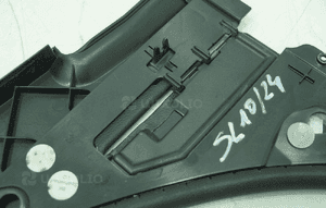 OSŁONA ZAWIASU DACHU KLAPKA LEWA MERCEDES SL R230 02 5