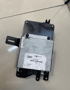 AUDI A4 B6 B7 WZMACNIACZ RADIA ANTENY 8E5035223 PODSTAWA 8E5035464A 1