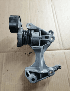 Podstawa łapa alternatora napinacz rolka Renault Dacia 0.9 TCE 117101869R 3