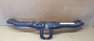 Pas przedni górny wzmocnienie Mercedes W124 4