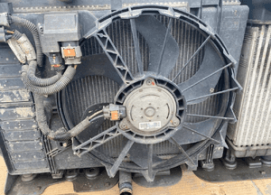 Peugeot 508 2.0 hdi pas przedni chłodnice komplet wentylator intercooler 12