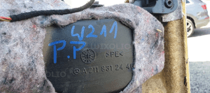 Boczek tapicerka prawy przód przednia prawa Mercedes W211 7