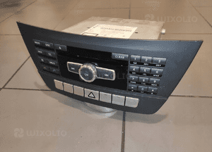 Mercedes W204 lift c-klasa radio cd nawigacja navi radioodtwarzacz stan bdb 2
