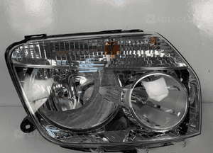Lampa przod przednia prawa dacia duster i 1 2010- zwykla 260100067R cala 1