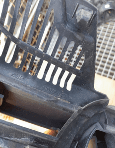 Atrapa grill vw golf v 1K0 853 651 a 3