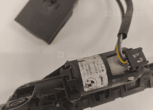 Bmw e92 oe 72119165377 PODAJNIK PASA LEWY PRZÓD 3