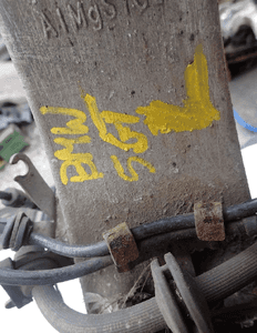 PIASTA ZWROTNICA  LEWY  PRZOD  ZACISK  BWM 5 GT  60/36 8