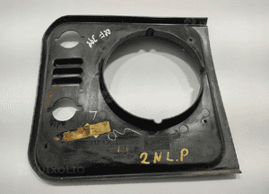 Ramka osłona maskownica lampy lewa land rover defender XH1213C025AB 1999-14 3