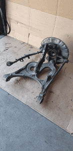 Zwrotnica piasta prawy tył tylna prawa kompletna wahacze Mercedes GL GL350 X166 W166 3.0 CDI 5