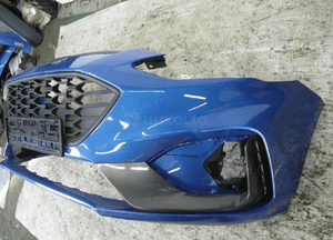 Ford focus MK4 st line z grilem idealny zderzak przedni 3