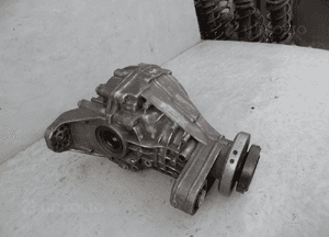 Most tylny tył jeep grand cherokee WK2 3.0 3.55 3
