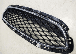 Ford fiesta MK8 17- grill atrapa chłodnicy zderzaka 4