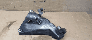 Łapa wspornik silnika BMW 3 E90 3.0D 6760311 1
