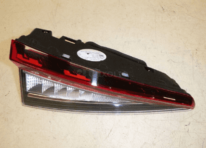 Skoda enyaq iv lampa w klapę lewy tył lewa tylna 5